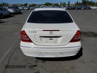 2004 Mercedes-Benz C 240 with VIN WDBRF61J84A607911, listed as a Copart auction lot 59142465 with 180,572 mi miles and Salvage title. Bid and sale history available at DreamBid. Image 6.