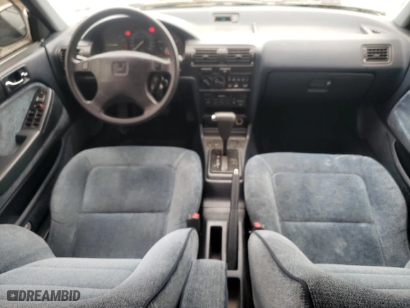 1993 Honda Accord LX with VIN 1HGCB9852PA000826, listed as a Copart auction lot 87425974 with 81,181 mi miles and Clean Title. Bid and sale history available at carsss.com. Image 8.