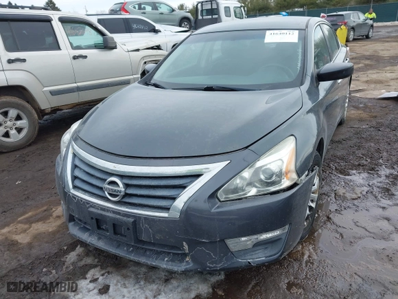 2013 Nissan Altima 2.5 S with VIN 1N4AL3AP5DN567151, listed as a IAAI auction lot 41640112 with 158,795 mi miles. Bid and sale history available at carsss.com. Image 17.