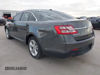 2017 Ford Taurus SEL z VIN 1FAHP2E80HG129843, wystawiony jako IAAI lot #41252910 z przebiegiem 111 923 mil mil oraz . Historia ofert i sprzedaży dostępna na DreamBid. Obrazek 3.