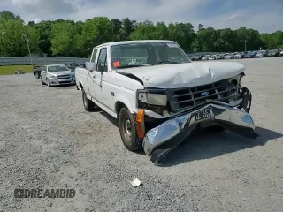 1994 Ford F-150 с VIN 1FTEX15N9RKB82732, выставлен на аукционе Copart как лот 53857295 с пробегом 213 517 миль миль и Списание • Salvage title. История ставок и продаж доступна на DreamBid. Изображение 13.