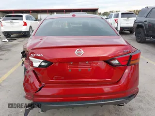 2020 Nissan Altima 2.5 SR with VIN 1N4BL4CV0LC166963, listed as a IAAI auction lot 41458015 with 34,823 mi miles. Bid and sale history available at carsss.com. Image 17.