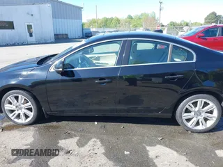 2012 Volvo S60 T6 with VIN YV1902FH4C2112612, listed as a IAAI auction lot 41972206 with 109,210 mi miles. Bid and sale history available at carsss.com. Image 14.
