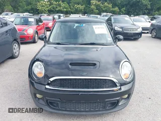 2012 MINI Hardtop S with VIN WMWSV3C56CTY18612, listed as a IAAI auction lot 42365441 with 158,934 mi miles and . Bid and sale history available at DreamBid. Image 13.
