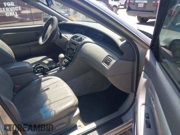 2000 Toyota Avalon XL with VIN 4T1BF28B5YU027140, listed as a IAAI auction lot 42005055 with 138,364 mi miles and . Bid and sale history available at DreamBid. Image 5.