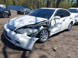 2004 Lexus ES 330 with VIN JTHBA30G145039952, listed as a IAAI auction lot 42114092 with 201,687 mi miles. Bid and sale history available at carsss.com. Image 6.