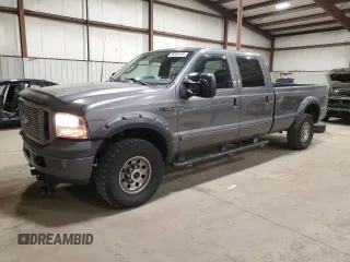 2003 Ford Super Duty F-250 XL with VIN 1FTNW21LX3EA89107, listed as a Copart auction lot 86303784 with 134,438 mi miles and Salvage Title. Bid and sale history available at carsss.com. Image 1.