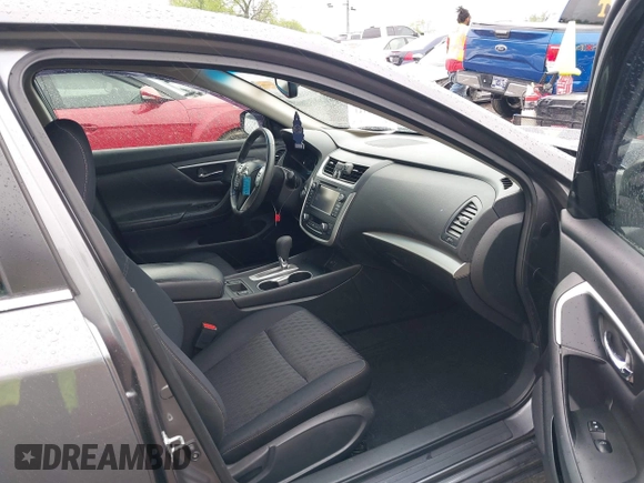 2017 Nissan Altima SV with VIN 1N4AL3APXHC256798, listed as a IAAI auction lot 42128003 with 137,249 mi miles and . Bid and sale history available at carsss.com. Image 5.