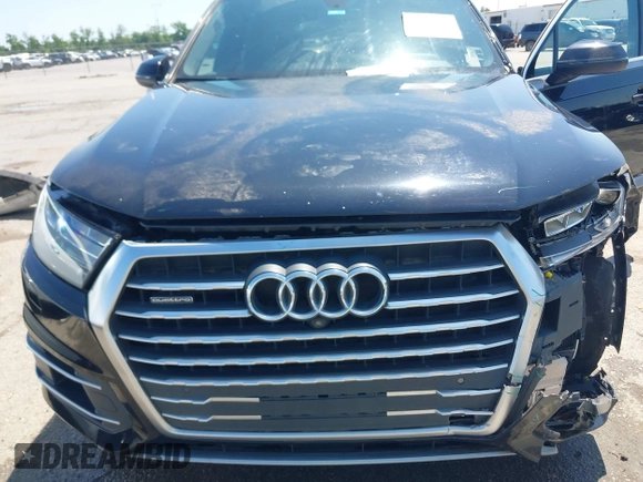 2019 Audi Q7 Premium Plus z VIN WA1LAAF75KD012980, wystawiony jako IAAI lot #42205106 z przebiegiem Nie podano mil oraz . Historia ofert i sprzedaży dostępna na DreamBid. Obrazek 10.