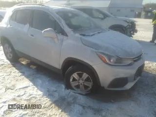 2020 Chevrolet Trax LT with VIN KL7CJPSB4LB319599, listed as a IAAI auction lot 41402564 with 115,540 mi miles. Bid and sale history available at carsss.com. Image 1.