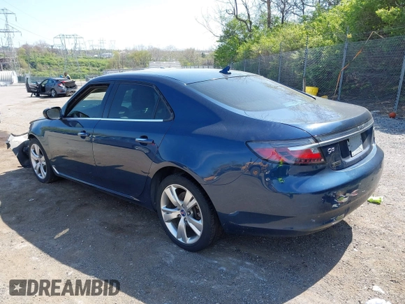 2011 Saab 9-5 Turbo4 z VIN YS3GN4AR8B4007528, wystawiony jako IAAI lot #42028600 z przebiegiem 127 168 mil mil oraz . Historia ofert i sprzedaży dostępna na DreamBid. Obrazek 3.