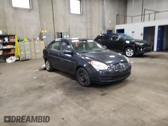 2006 Hyundai Accent GLS z VIN KMHCN46C56U036710, wystawiony jako Copart lot #84831284 z przebiegiem 202 556 mil mil oraz Nie do naprawy • Non repairable. Historia ofert i sprzedaży dostępna na DreamBid. Obrazek 11.