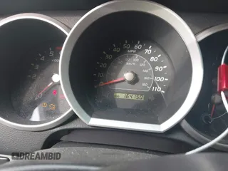 2006 Toyota 4Runner SR5 z VIN JTEBU14R960087249, wystawiony jako IAAI lot #42370575 z przebiegiem 164 150 mil mil oraz . Historia ofert i sprzedaży dostępna na DreamBid. Obrazek 7.