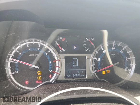 2017 Toyota 4Runner SR5 with VIN JTEZU5JR5H5161766, listed as a Copart auction lot 61364105 with 90,959 mi miles and Salvage title. Bid and sale history available at DreamBid. Image 9.