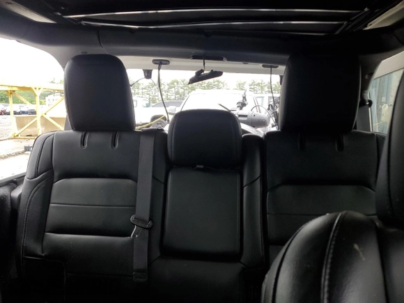 2019 Jeep Wrangler Unlimited Sahara with VIN 1C4HJXEN9KW691364, listed as a Copart auction lot 60405835 with 17,469 mi miles and Salvage title. Bid and sale history available at DreamBid. Image 10.