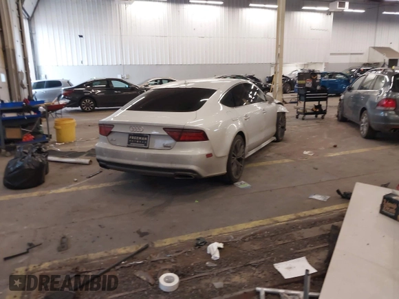2018 Audi A7 Premium Plus with VIN WAUW3AFC7JN002130, listed as a IAAI auction lot 41645286 with 45,691 mi miles. Bid and sale history available at carsss.com. Image 4.