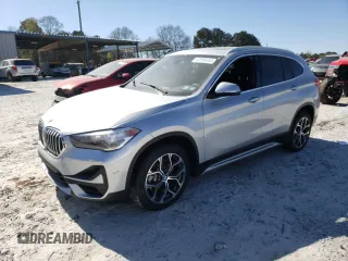 2021 BMW X1 xDrive28i with VIN WBXJG9C08M5T66350, listed as a Copart auction lot 43966353 with 1,721 mi miles. Bid and sale history available at carsss.com. Image 1.