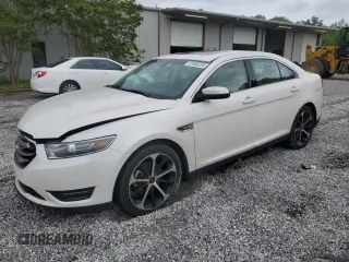 2015 Ford Taurus SEL z VIN 1FAHP2E82FG188034, wystawiony jako Copart lot #53980255 z przebiegiem 96 492 mil mil oraz Szkody całkowita. Historia ofert i sprzedaży dostępna na DreamBid. Obrazek 1.