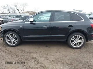 2015 Audi SQ5 Premium Plus with VIN WA1CGAFP4FA118102, listed as a IAAI auction lot 41369812 with 95,229 mi miles. Bid and sale history available at carsss.com. Image 13.