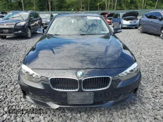 2015 BMW 3 Series 328i xDrive z VIN WBA3B3G55FNR86726, wystawiony jako Copart lot #64843165 z przebiegiem 112 982 mil mil oraz Czysty tytuł • Clean title. Historia ofert i sprzedaży dostępna na DreamBid. Obrazek 5.