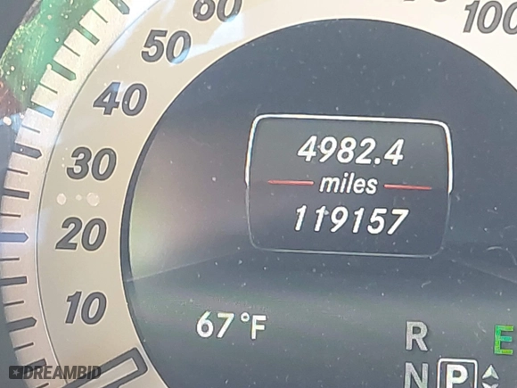 2016 Mercedes-Benz E-Class E 350 Sport with VIN WDDHF5KB2GB232214, listed as a IAAI auction lot 41723156 with 119,157 mi miles. Bid and sale history available at carsss.com. Image 15.