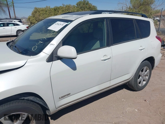 2007 Toyota RAV4 Limited with VIN JTMZD31V275047504, listed as a IAAI auction lot 42002575 with 157,906 mi miles. Bid and sale history available at carsss.com. Image 14.