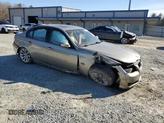 2009 BMW 3 Series 328i с VIN WBAPH77599NM30687, выставлен на аукционе Copart как лот 45596425 с пробегом Не указан миль и Списание • Salvage title. История ставок и продаж доступна на DreamBid. Изображение 4.