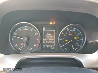 2018 Toyota RAV4 XLE with VIN JTMWFREV7JJ172538, listed as a Copart auction lot 47748225 with 81,425 mi miles and Salvage Title. Bid and sale history available at carsss.com. Image 9.