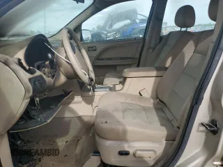 2006 Ford Freestyle SE z VIN 1FMZK01196GA26682, wystawiony jako Copart lot #54247755 z przebiegiem Nie podano mil oraz Szkody całkowita. Historia ofert i sprzedaży dostępna na DreamBid. Obrazek 7.