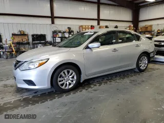 2017 Nissan Altima 2.5 SV with VIN 1N4AL3AP7HC147862, listed as a Copart auction lot 51243525 with 82,505 mi miles and Salvage Title. Bid and sale history available at carsss.com. Image 1.