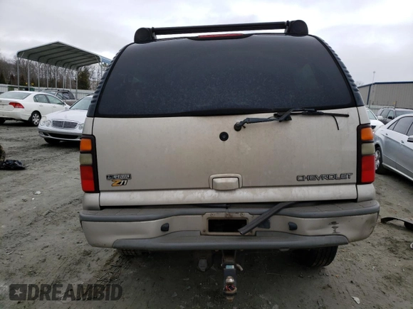 2004 Chevrolet Suburban Z71 with VIN 3GNFK16Z04G149291, listed as a Copart auction lot 38727863 with 0 mi miles and Salvage Title. Bid and sale history available at carsss.com. Image 6.