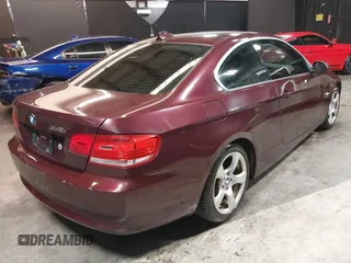 2009 BMW 3 Series 328i xDrive z VIN WBAWC33539PC87767, wystawiony jako IAAI lot #41988576 z przebiegiem 122 842 mil mil oraz . Historia ofert i sprzedaży dostępna na DreamBid. Obrazek 4.