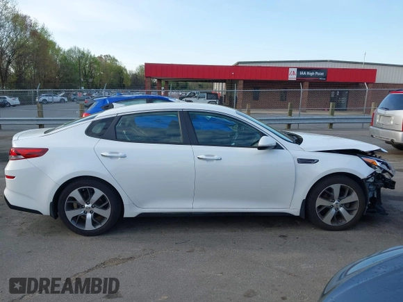 2020 Kia Optima LX with VIN 5XXGT4L36LG424207, listed as a IAAI auction lot 41909955 with 74,125 mi miles and . Bid and sale history available at carsss.com. Image 14.