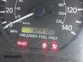 1998 Toyota Camry LE z VIN 4T1BF28K0WU066098, wystawiony jako IAAI lot #41971003 z przebiegiem 324 180 mil mil oraz . Historia ofert i sprzedaży dostępna na DreamBid. Obrazek 7.