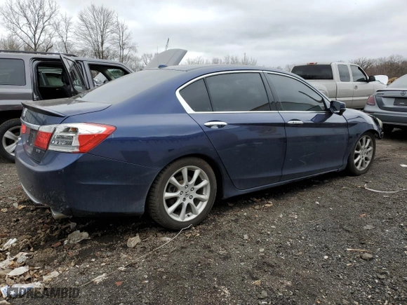 2014 Honda Accord Sedan EX-L with VIN 1HGCR3F89EA018971, listed as a Copart auction lot 49676475 with NaN miles and Salvage Title. Bid and sale history available at carsss.com. Image 3.