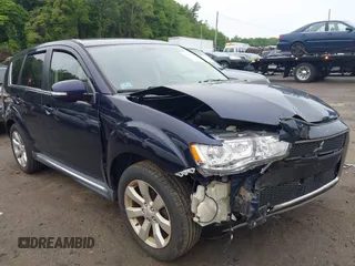 2010 Mitsubishi Outlander GT with VIN JA4JT5AX6AZ012035, listed as a IAAI auction lot 42439399 with 141,945 mi miles and . Bid and sale history available at DreamBid. Image 1.