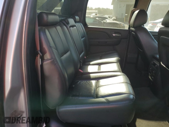 2011 Chevrolet Avalanche LT with VIN 3GNTKFE36BG133476, listed as a Copart auction lot 75259394 with 153,411 mi miles and Clean Title. Bid and sale history available at carsss.com. Image 10.