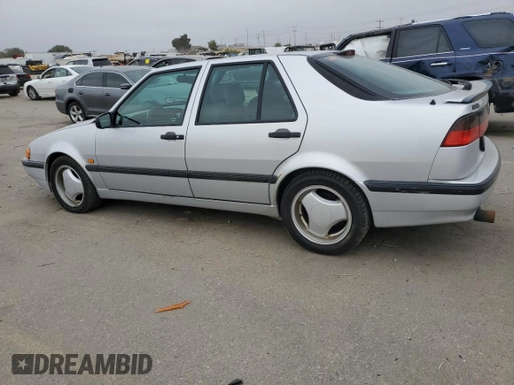 1995 Saab 9000 z VIN YS3CH65R3S1022550, wystawiony jako Copart lot #77462574 z przebiegiem 259 696 mil mil oraz Szkoda całkowita • Salvage title. Historia ofert i sprzedaży dostępna na DreamBid. Obrazek 2.