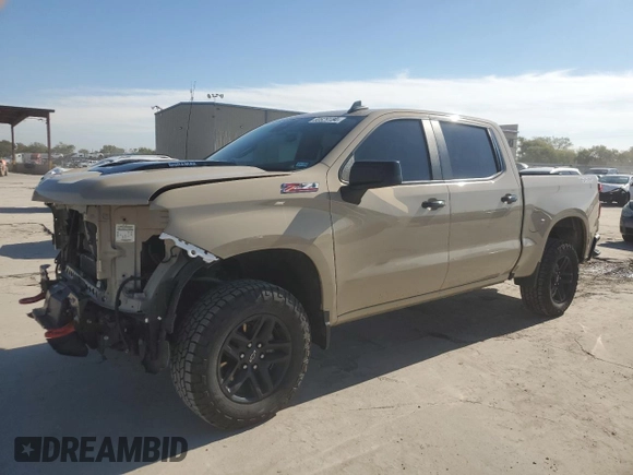 2022 Chevrolet Silverado 1500 LT Trail Boss with VIN 3GCUDFET0NG580297, listed as a Copart auction lot 80829184 with 64,717 mi miles and Salvage Title. Bid and sale history available at DreamBid. Image 1.