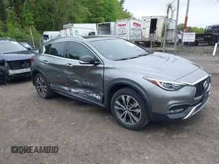 2017 Infiniti QX30 Premium z VIN SJKCH5CR4HA015956, wystawiony jako IAAI lot #39404540 z przebiegiem 79 079 mil mil oraz . Historia ofert i sprzedaży dostępna na DreamBid. Obrazek 1.