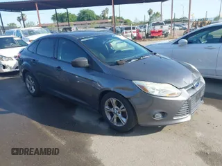 2012 Ford Focus S with VIN 1FAHP3E23CL101925, listed as a IAAI auction lot 41991905 with 114,242 mi miles and . Bid and sale history available at carsss.com. Image 1.