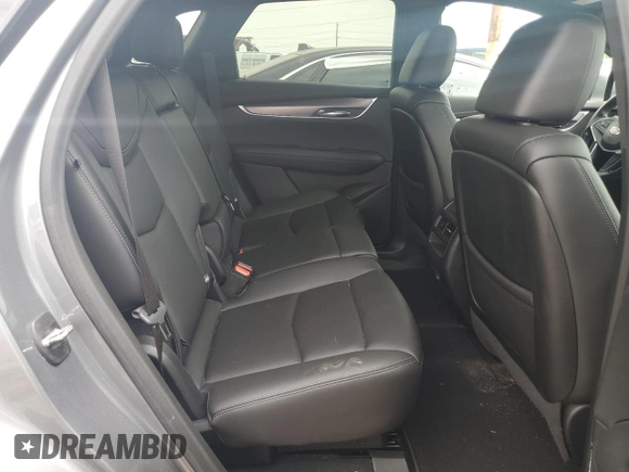 2021 Cadillac XT5 AWD Luxury with VIN 1GYKNBR49MZ221393, listed as a Copart auction lot 59322505 with 33,892 mi miles and Salvage title. Bid and sale history available at DreamBid. Image 11.