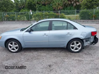 2007 Hyundai Sonata SE z VIN 5NPEU46F37H209758, wystawiony jako IAAI lot #42746501 z przebiegiem 217 618 mil mil oraz . Historia ofert i sprzedaży dostępna na DreamBid. Obrazek 14.