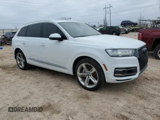 2019 Audi Q7 Prestige with VIN WA1VAAF79KD007533, listed as a Copart auction lot 46195905 with 69,555 mi miles and Salvage Title. Bid and sale history available at carsss.com. Image 4.