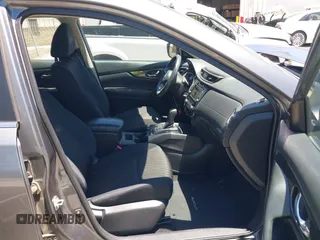 2018 Nissan Rogue S z VIN 5N1AT2MT7JC709659, wystawiony jako IAAI lot #42321508 z przebiegiem 129 977 mil mil oraz . Historia ofert i sprzedaży dostępna na DreamBid. Obrazek 5.