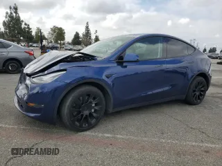 2021 Tesla Model Y Long Range with VIN 5YJYGDEE2MF207913, listed as a Copart auction lot 54385605 with 46,056 mi miles and Salvage Title. Bid and sale history available at DreamBid. Image 1.