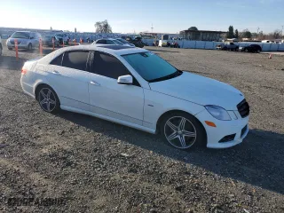 2011 Mercedes-Benz E-Class E 350 Luxury BlueTEC with VIN WDDHF2EB6BA465084, listed as a Copart auction lot 41384135 with 141,681 mi miles and Salvage Title. Bid and sale history available at carsss.com. Image 4.
