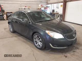 2016 Buick Regal Premium II with VIN 2G4GS5GX9G9145025, listed as a IAAI auction lot 41335549 with 80,446 mi miles. Bid and sale history available at carsss.com. Image 1.