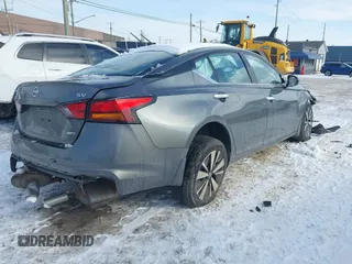 2019 Nissan Altima SV z VIN 1N4BL4DW5KN319234, wystawiony jako IAAI lot #41360319 z przebiegiem 55 665 mil mil oraz . Historia ofert i sprzedaży dostępna na DreamBid. Obrazek 4.