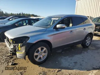 2012 Volvo XC60 3.2L with VIN YV4952DZ0C2335715, listed as a Copart auction lot 79721504 with 105,176 mi miles and Clean title. Bid and sale history available at DreamBid. Image 1.